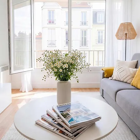 דירה Large Bright 5mins From Champs Elysees פריז